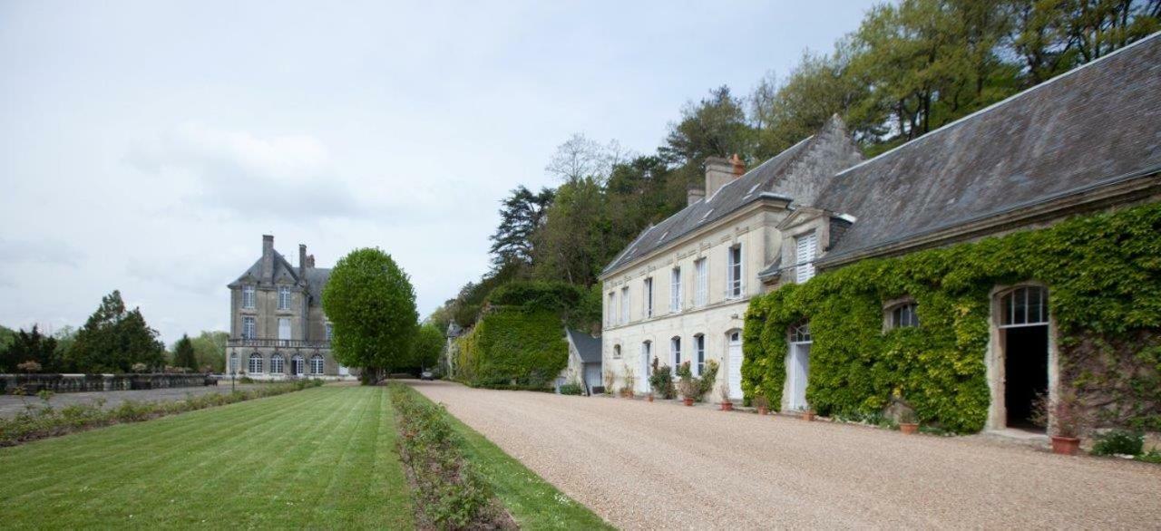 Gite Familial Chateau La Roche Racan Saint-Paterne-Racan المظهر الخارجي الصورة